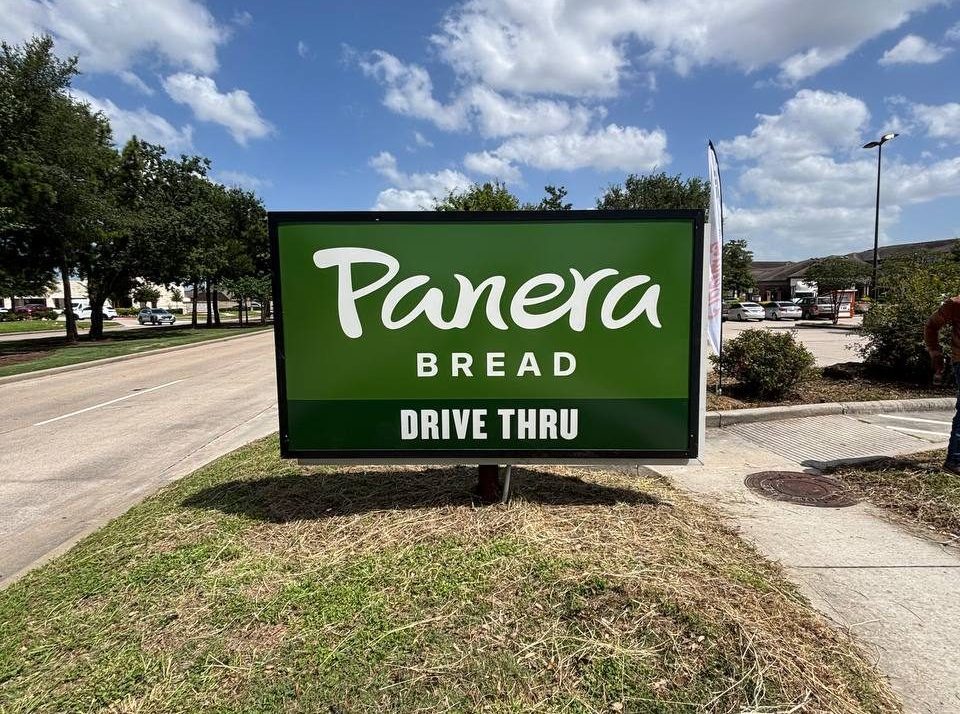 Site-Aware Sign Design